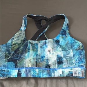 Lululemon sports bra